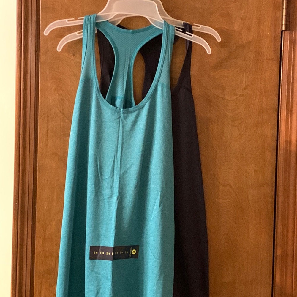 3  activewear tank tops by xersion new with tags size medium
